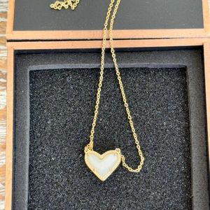 Kendra Scott - Necklace - EUC